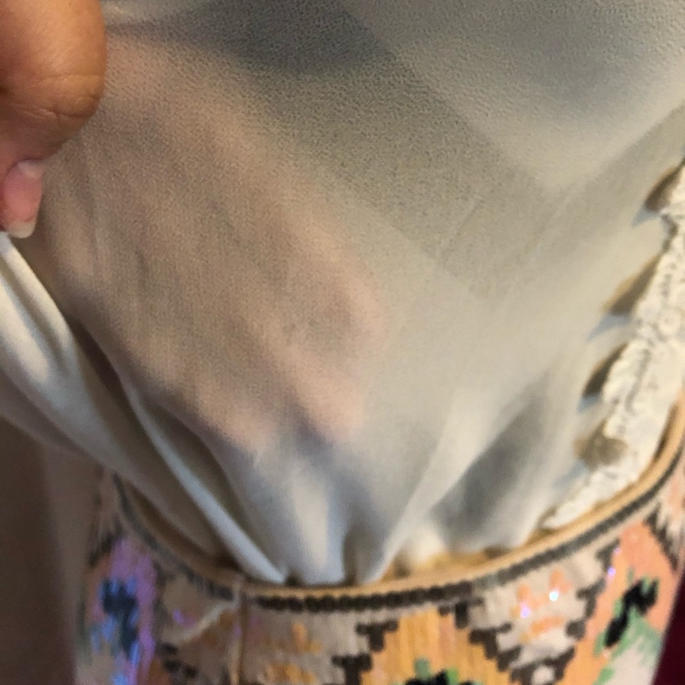 Button up sheer tank - Picture 5 of 7